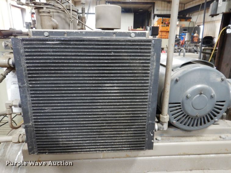 image for item KN9991 1993 Leroi  air compressor