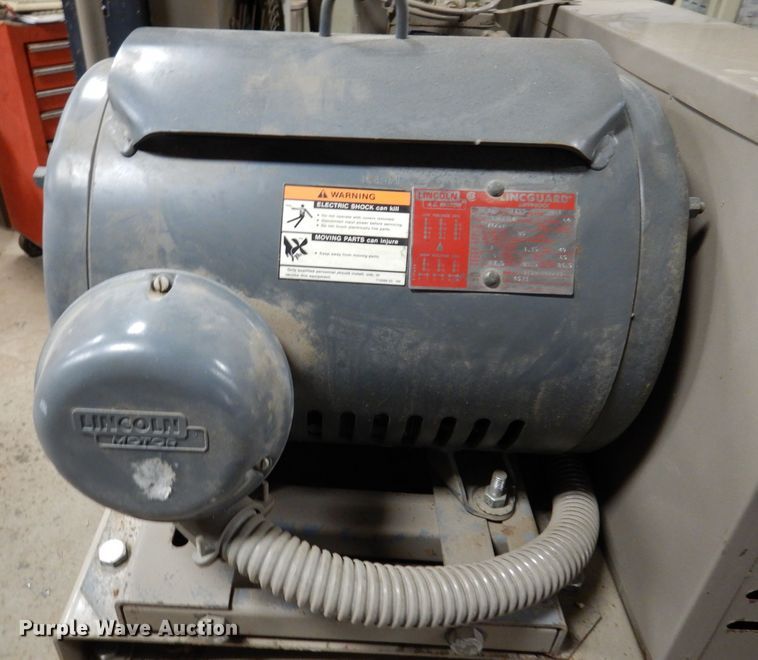image for item KN9991 1993 Leroi  air compressor