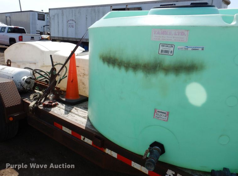 image for item KN9996 (3) water tanks