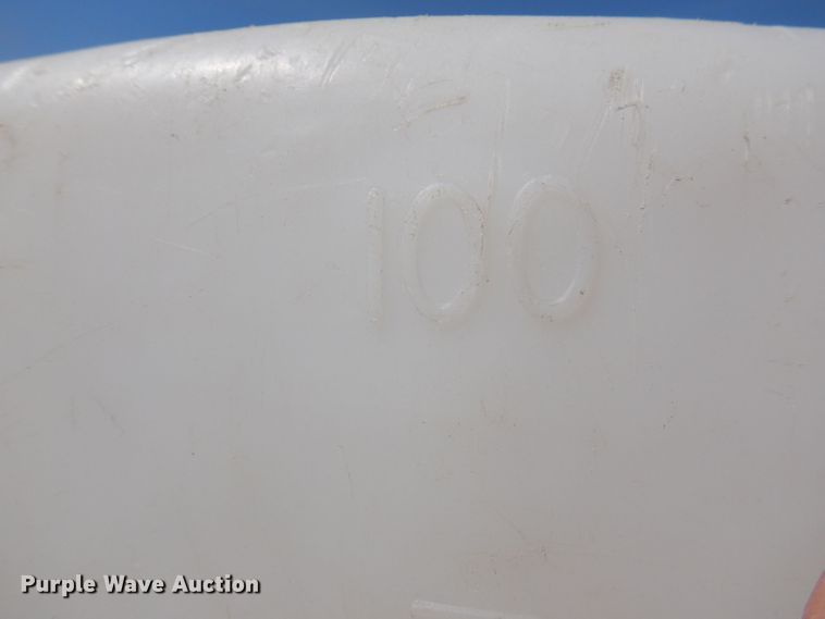 image for item KN9996 (3) water tanks
