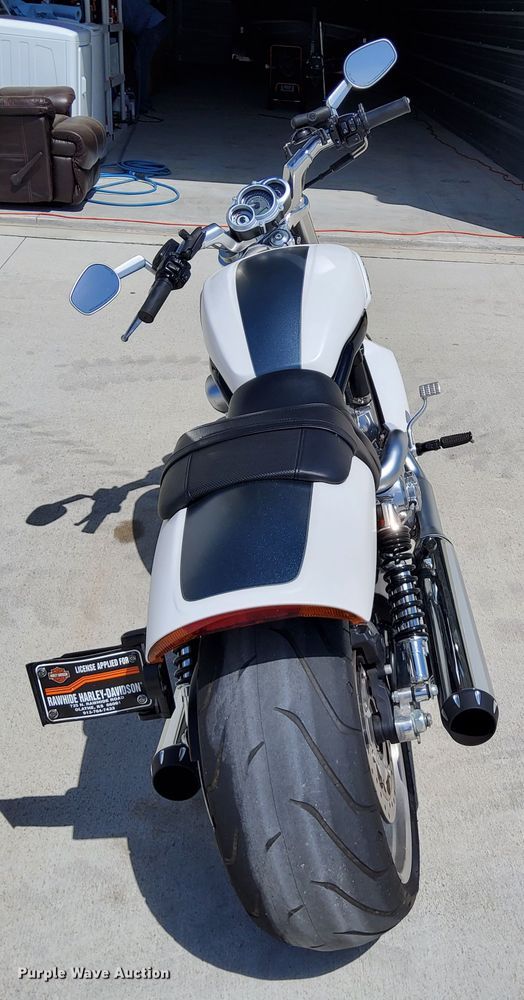 image for item KR9107 2014 Harley Davidson VRSCF V-Rod Muscle  motorcycle