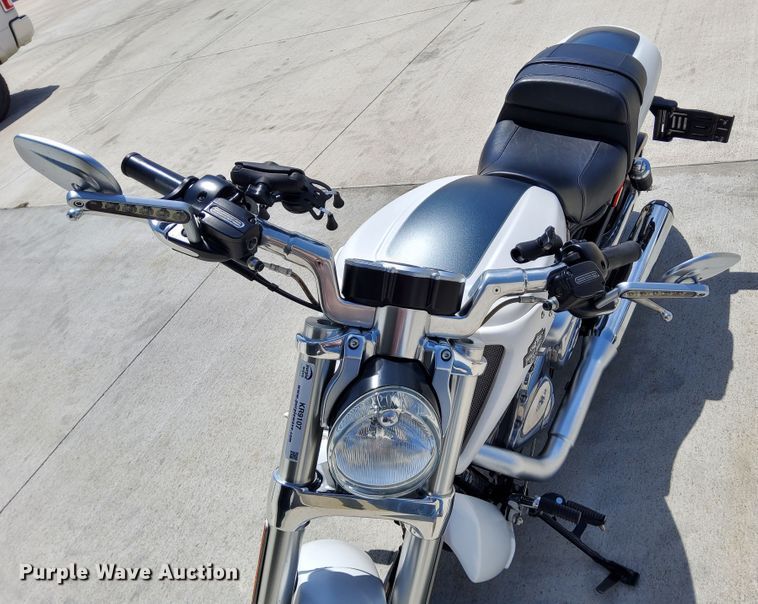 image for item KR9107 2014 Harley Davidson VRSCF V-Rod Muscle  motorcycle