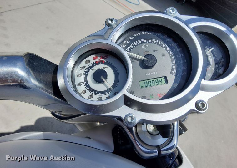 image for item KR9107 2014 Harley Davidson VRSCF V-Rod Muscle  motorcycle