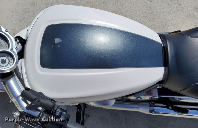 image for item KR9107 2014 Harley Davidson VRSCF V-Rod Muscle  motorcycle