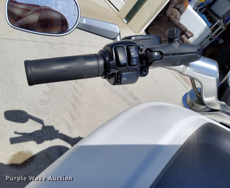 image for item KR9107 2014 Harley Davidson VRSCF V-Rod Muscle  motorcycle