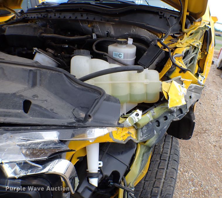 image for item KR9834 2019 Ford F350 Super Duty  utility bed pickup truck