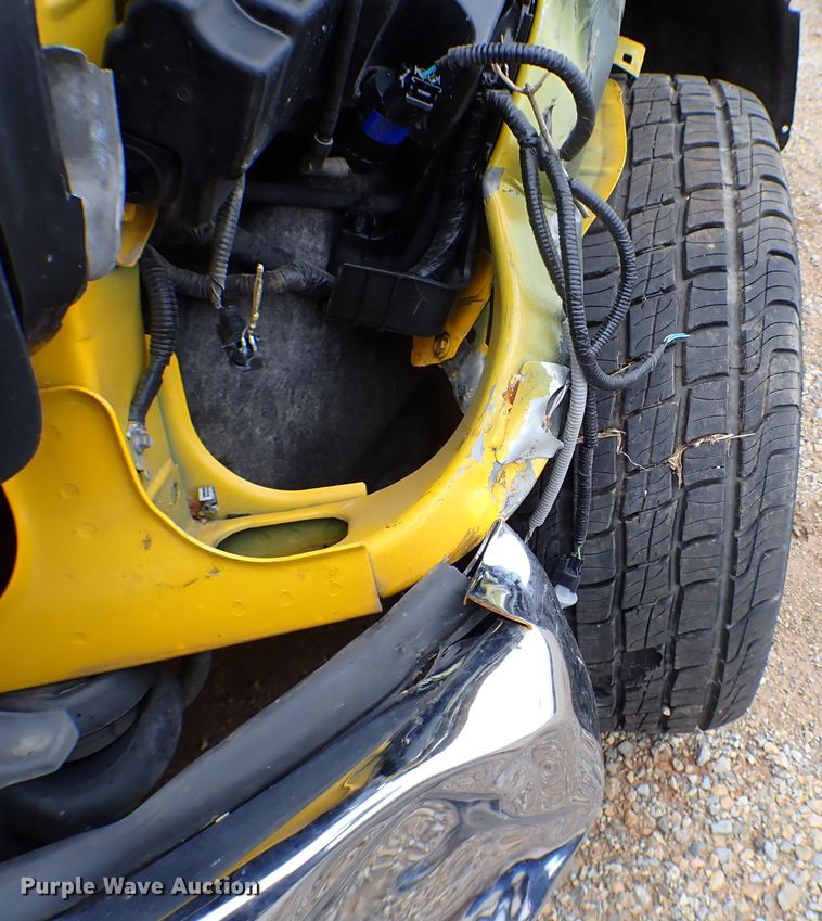 image for item KR9834 2019 Ford F350 Super Duty  utility bed pickup truck