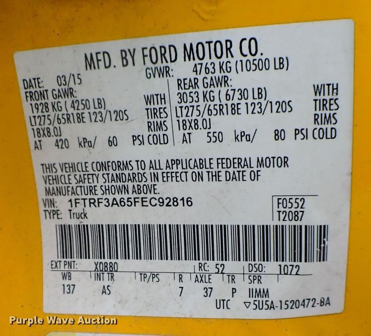 image for item KR9835 2015 Ford F350 Super Duty  utility bed pickup truck