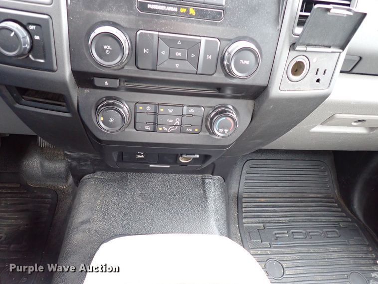 image for item KR9842 2017 Ford F350 Super Duty XL  utility bed pickup truck