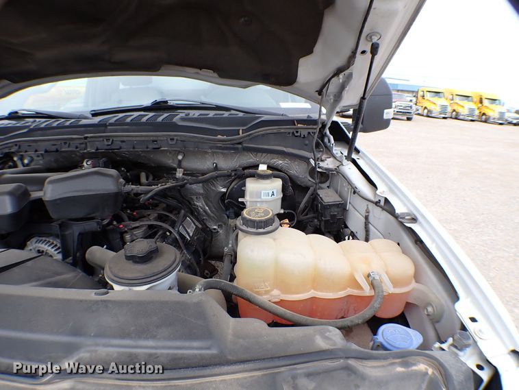 image for item KR9842 2017 Ford F350 Super Duty XL  utility bed pickup truck