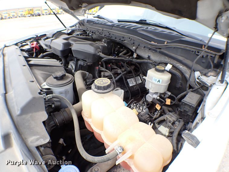 image for item KR9842 2017 Ford F350 Super Duty XL  utility bed pickup truck