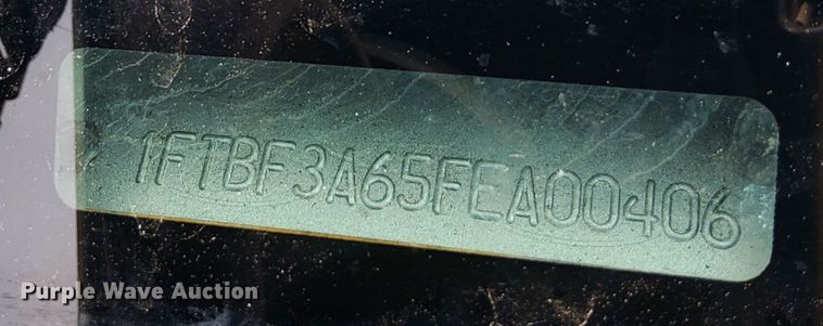 image for item KR9846 2015 Ford F350 Super Duty  utility bed pickup truck