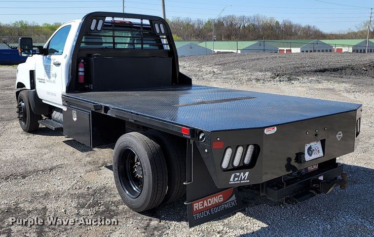 image for item KT9839 2019 Chevrolet Silverado 5500  flatbed truck