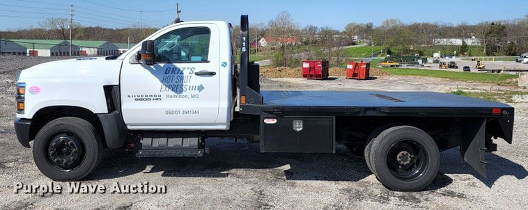 image for item KT9839 2019 Chevrolet Silverado 5500  flatbed truck