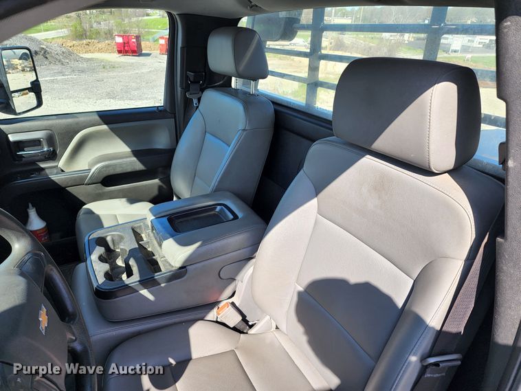 image for item KT9839 2019 Chevrolet Silverado 5500  flatbed truck