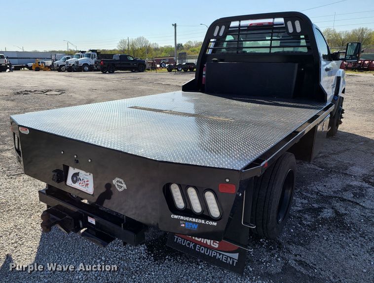 image for item KT9839 2019 Chevrolet Silverado 5500  flatbed truck