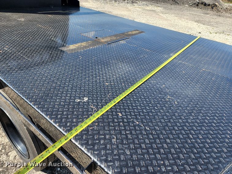 image for item KT9839 2019 Chevrolet Silverado 5500  flatbed truck