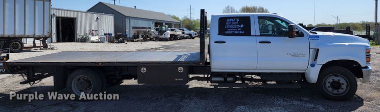 image for item KT9840 2019 Chevrolet Silverado 4500HD  flatbed truck