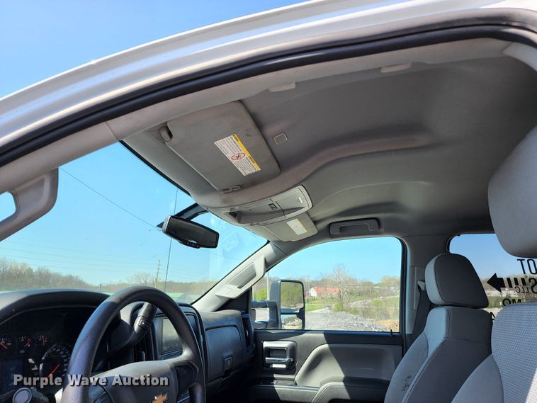 image for item KT9840 2019 Chevrolet Silverado 4500HD  flatbed truck