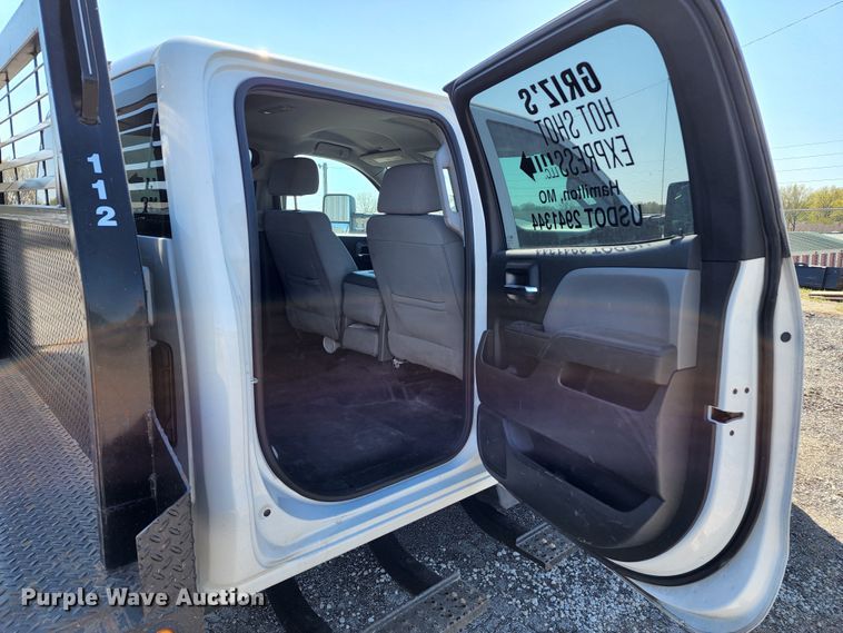 image for item KT9840 2019 Chevrolet Silverado 4500HD  flatbed truck