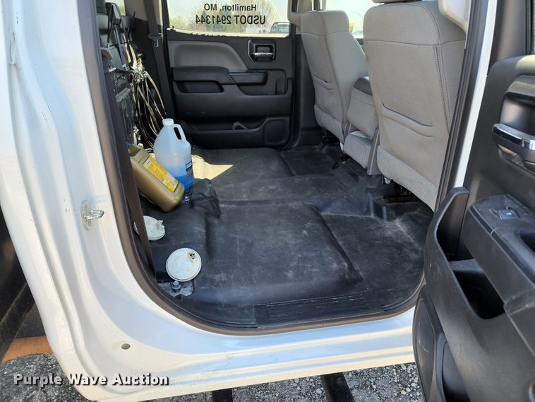 image for item KT9840 2019 Chevrolet Silverado 4500HD  flatbed truck