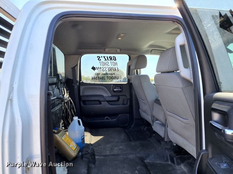 image for item KT9840 2019 Chevrolet Silverado 4500HD  flatbed truck