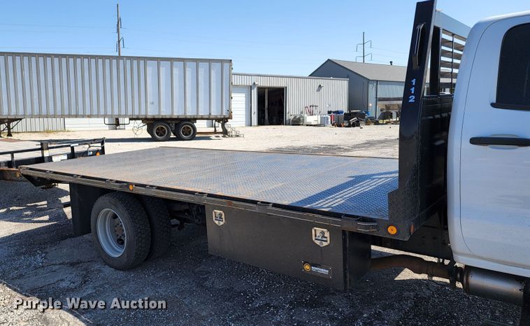 image for item KT9840 2019 Chevrolet Silverado 4500HD  flatbed truck