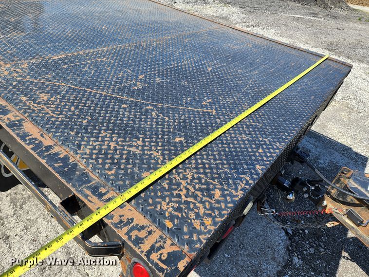 image for item KT9840 2019 Chevrolet Silverado 4500HD  flatbed truck