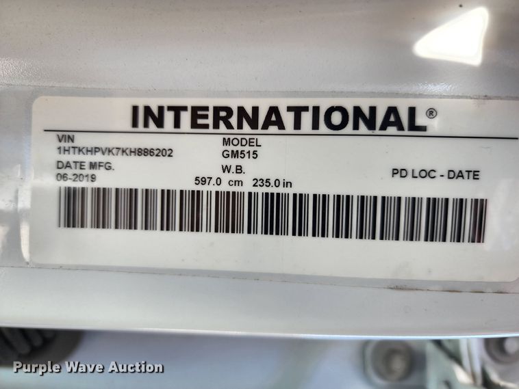 image for item KT9840 2019 Chevrolet Silverado 4500HD  flatbed truck