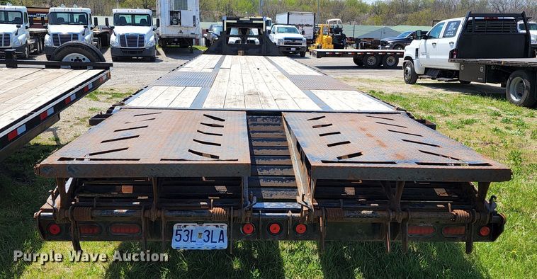 image for item KT9842 2018 Norstar  equipment trailer
