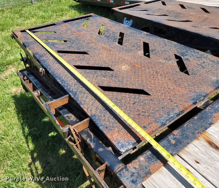 image for item KT9842 2018 Norstar  equipment trailer