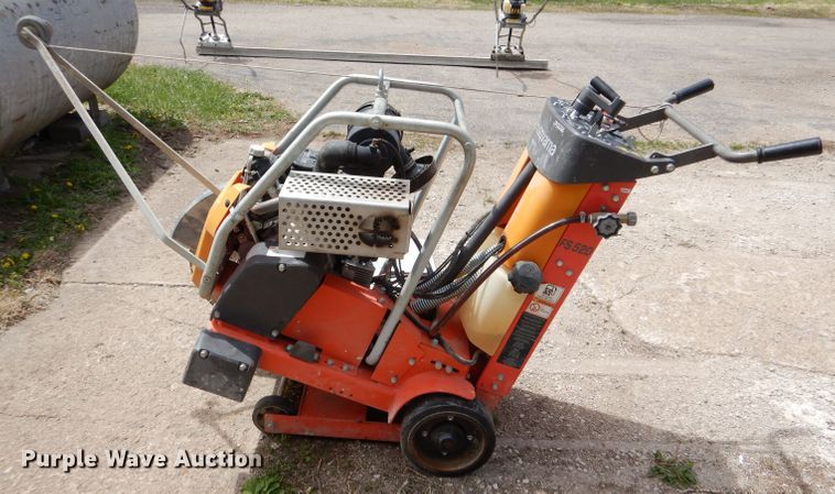 image for item LJ9998 2011 Husqvarna FS520  concrete saw