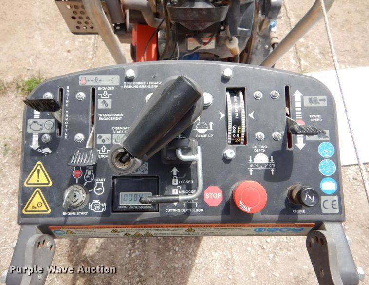 image for item LJ9998 2011 Husqvarna FS520  concrete saw