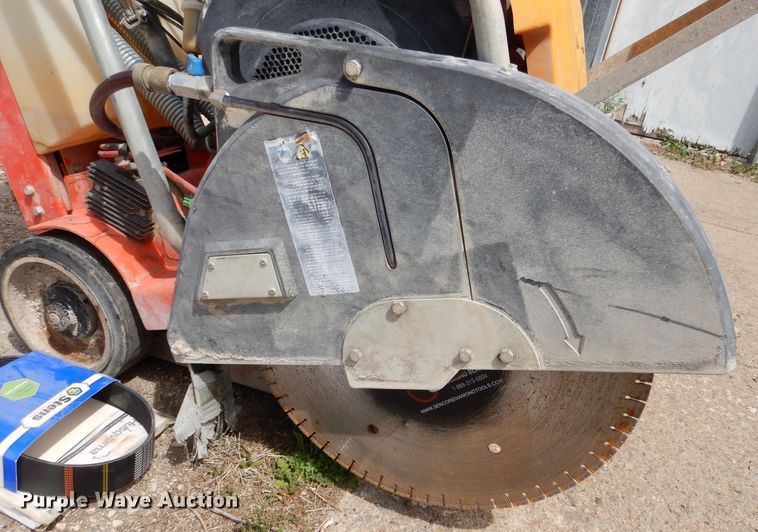 image for item LJ9998 2011 Husqvarna FS520  concrete saw