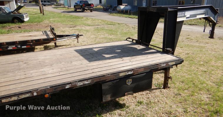 image for item LS9039 2000 Titan  equipment trailer