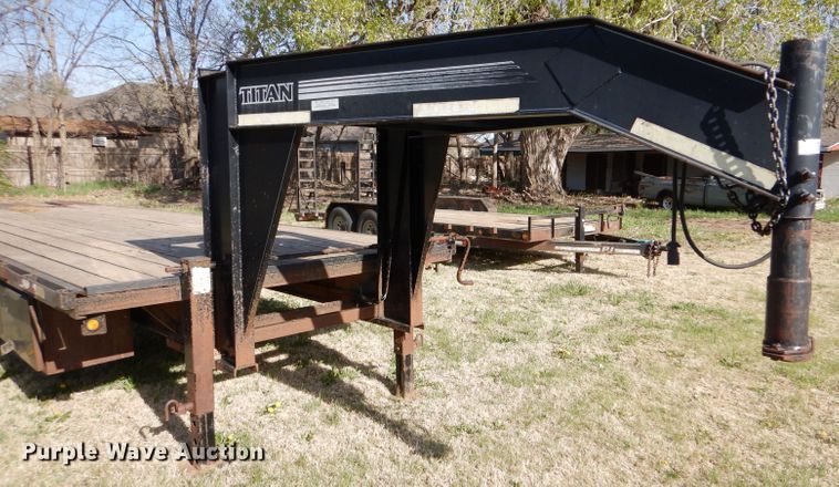 image for item LS9039 2000 Titan  equipment trailer