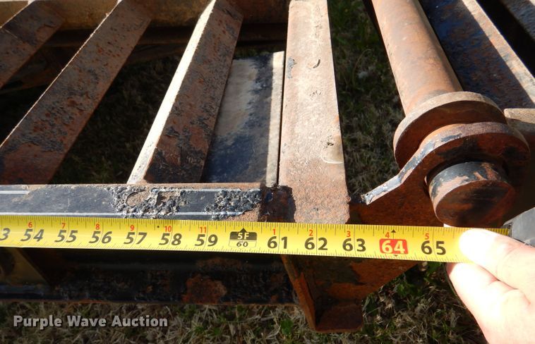 image for item LS9039 2000 Titan  equipment trailer