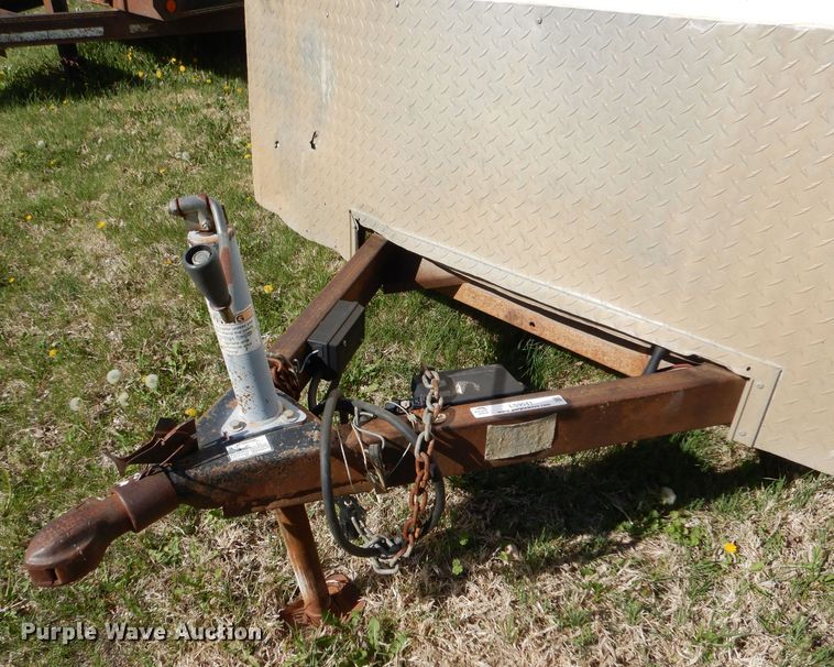 image for item LS9041 2007 Haulmark  enclosed cargo trailer