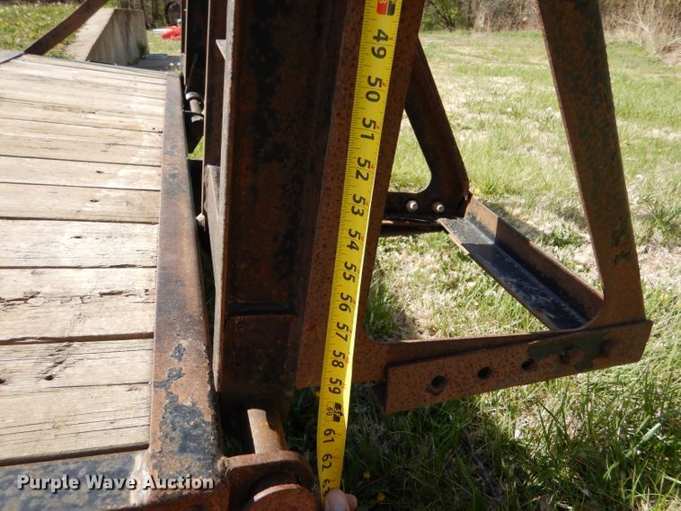 image for item LS9042 2012 PJ  equipment trailer