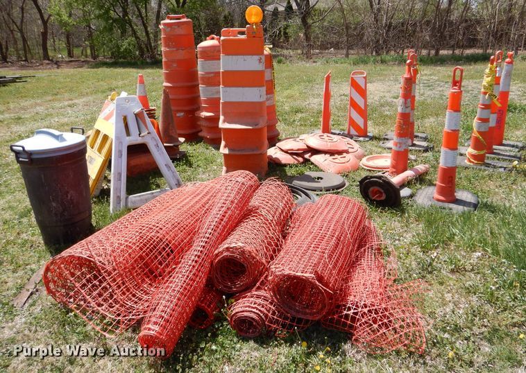 image for item LS9045 Road safety equipment