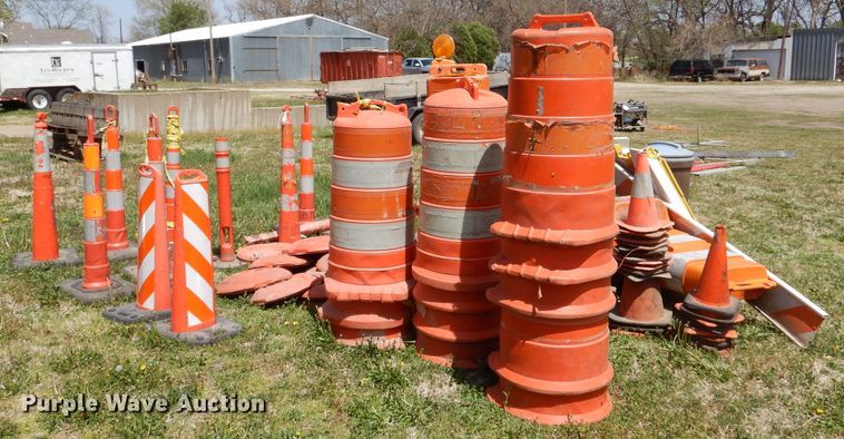 image for item LS9045 Road safety equipment