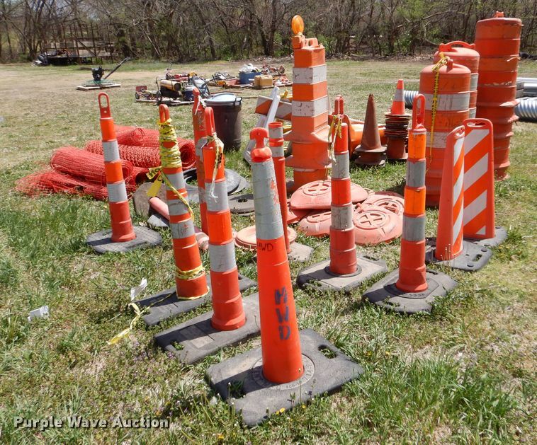 image for item LS9045 Road safety equipment