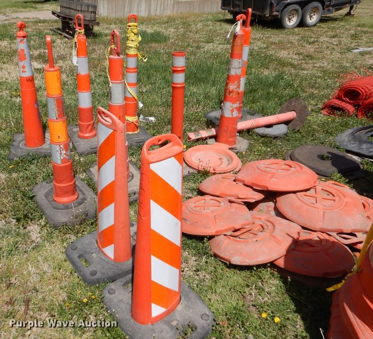 image for item LS9045 Road safety equipment