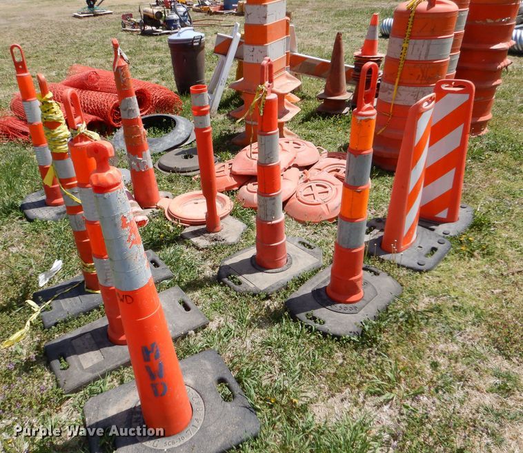 image for item LS9045 Road safety equipment