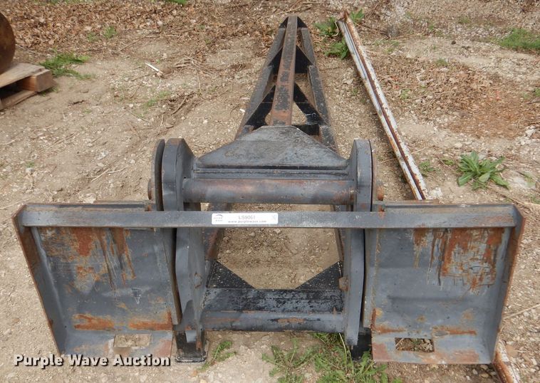 image for item LS9061 12' L skid steer jib