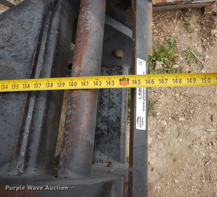 image for item LS9061 12' L skid steer jib