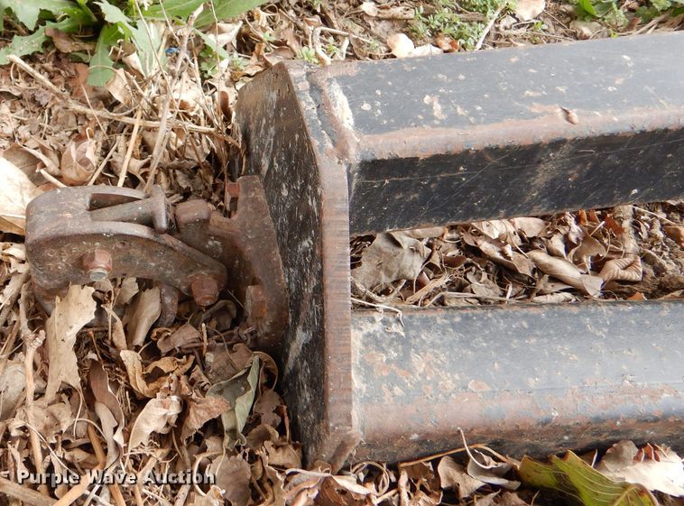 image for item LS9061 12' L skid steer jib