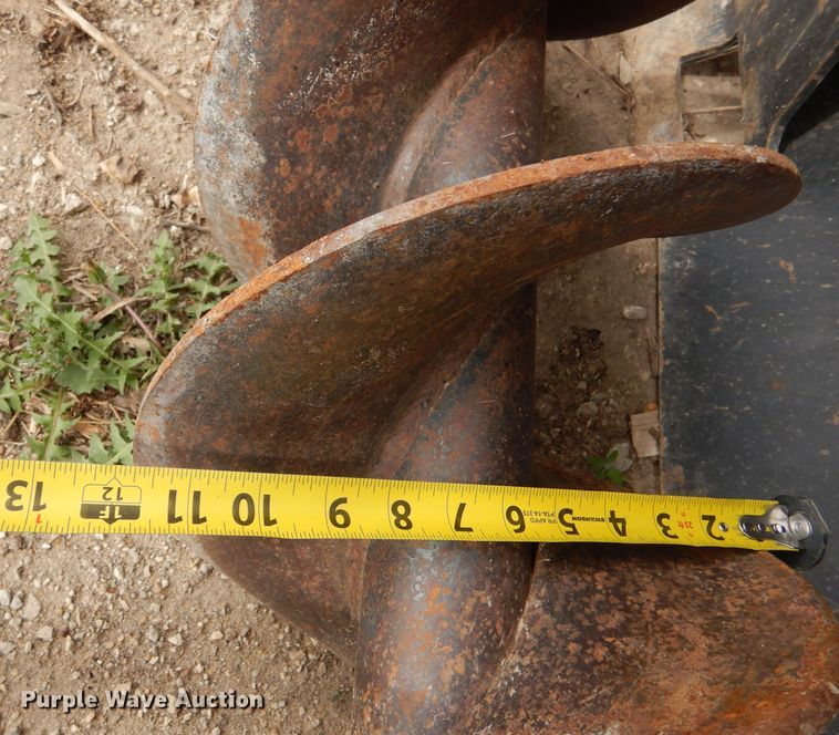 image for item LS9065 2010 Bobcat 15C skid steer auger