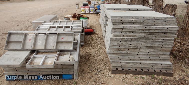 image for item LS9067 Aluminum concrete forms