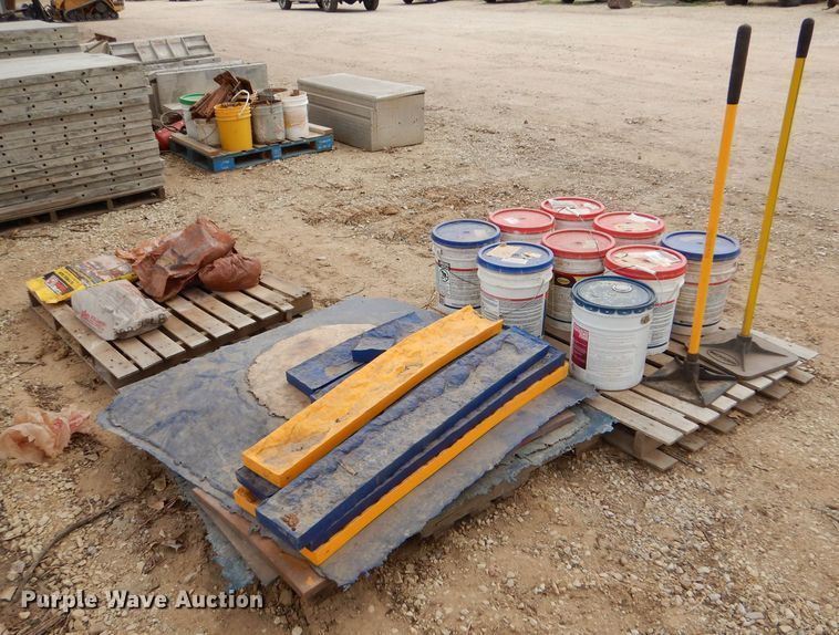 image for item LS9068 (34) Brick Form stamps